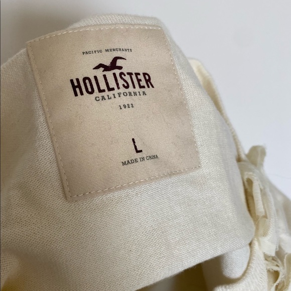 EUC Hollister Sweater Size Large (Juniors) White/Ivory - Picture 7 of 8